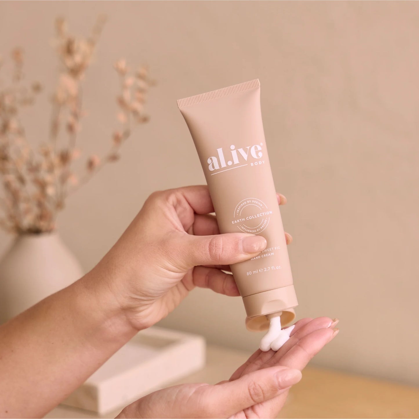 Al.ive Hand Cream - Apricot & Sweet Fig