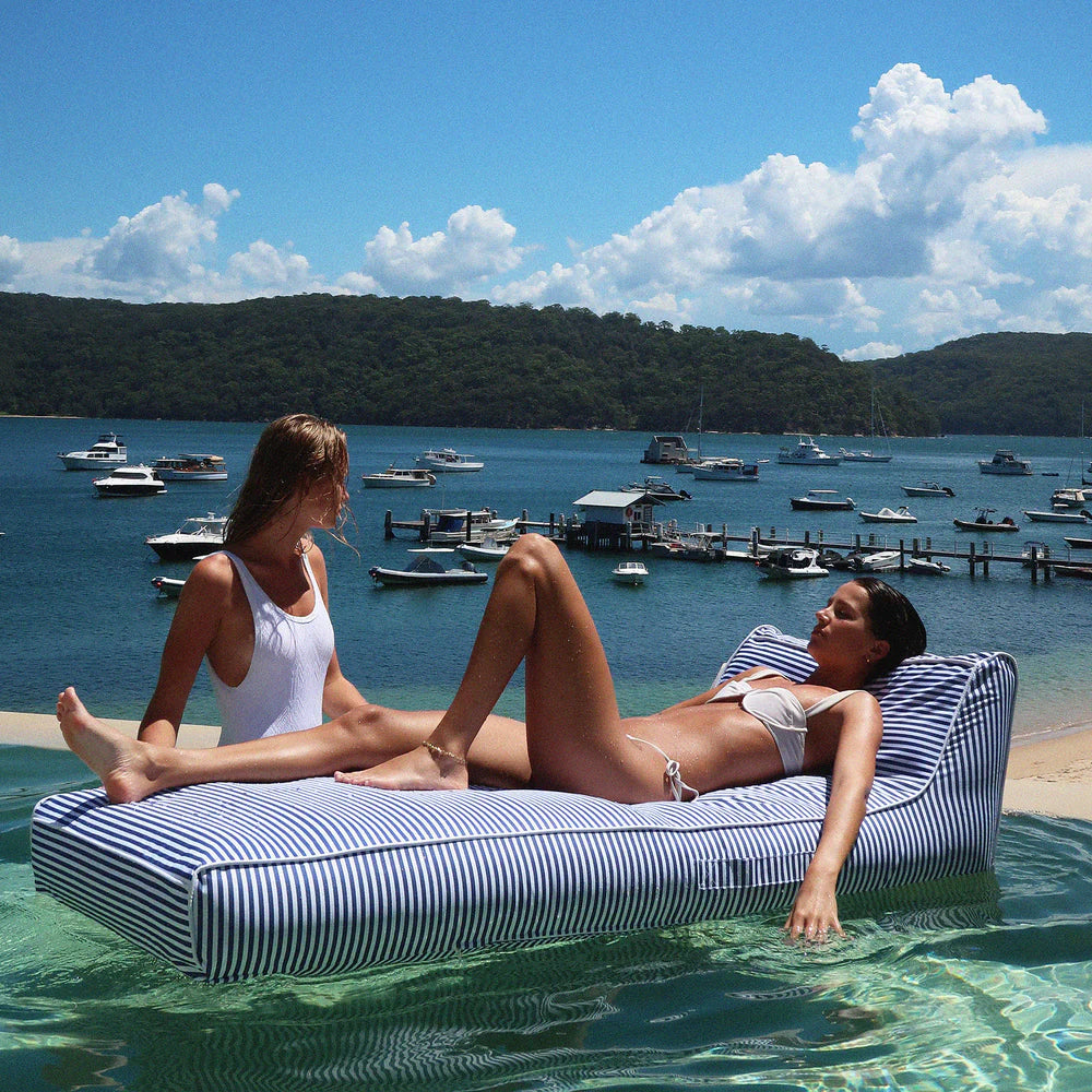 Luxe Lie-On Lounger Float - Le Weekend