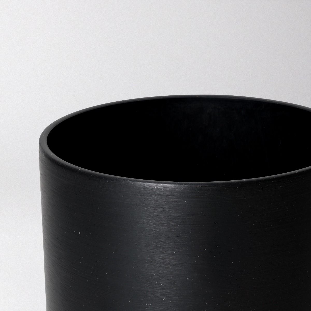 Portland Pot - Black Set of 4